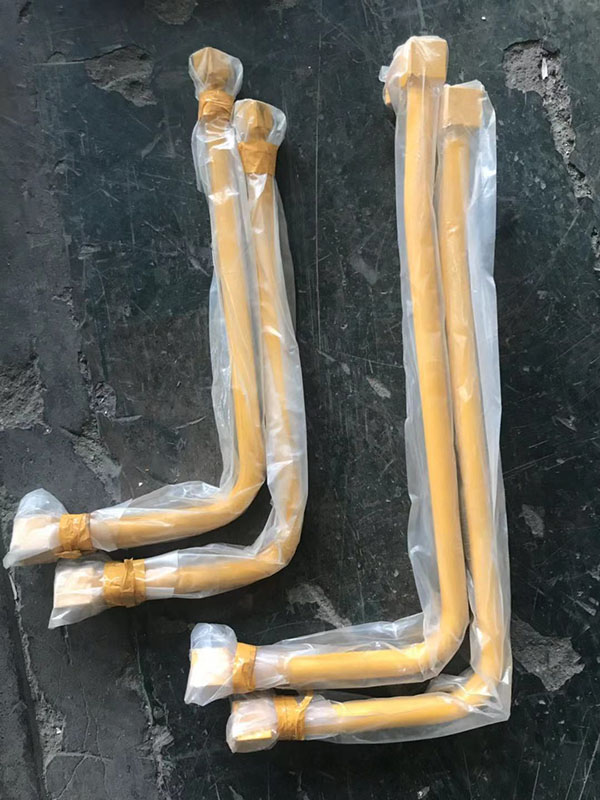 山推推土機(jī)管